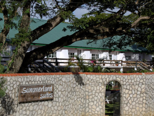 Summerland Suites Bon Accord Village Kültér fotó